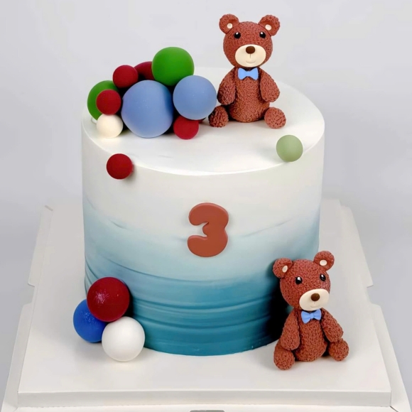 Bánh kem cho chị mẹ yêu 