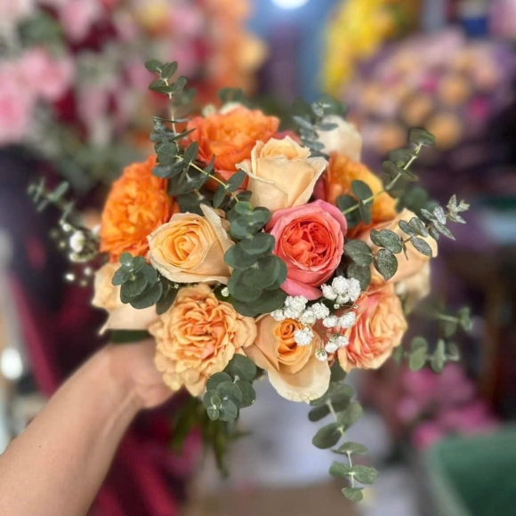 Hoa cầm tay cô dâu 