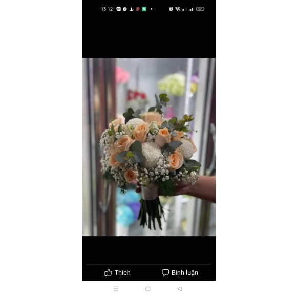 Hoa cầm tay cô dâu 